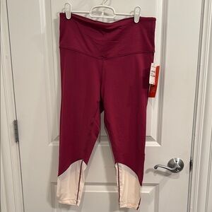 Zella Deep Rose and Cream Leggings NWT